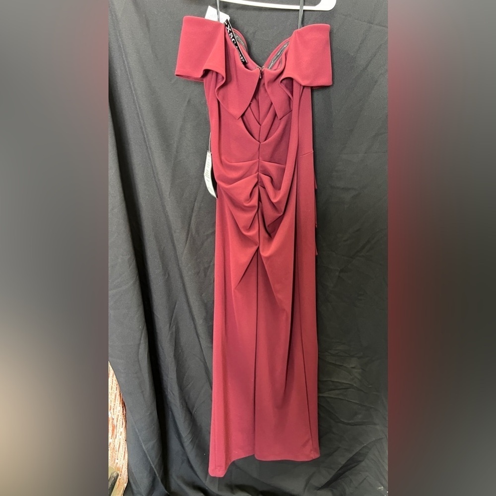 Xscape "PATTI" LONG OFF THE SHOULDER SCUBA CREPE DRESS in Burgandy - Picture 4 of 9